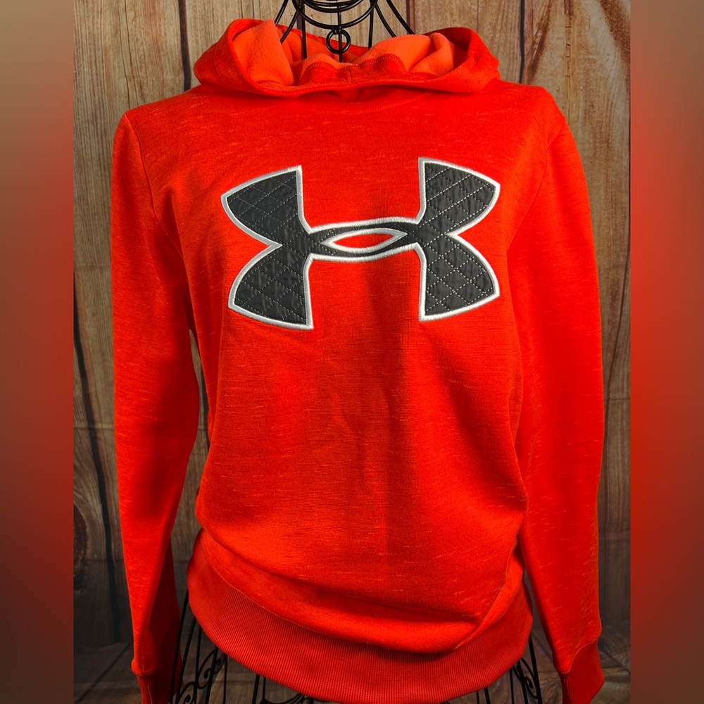 ❤️ 2 for 20.  Under Armour EUC Orange and Black Cold Gear hoodie.  Size M